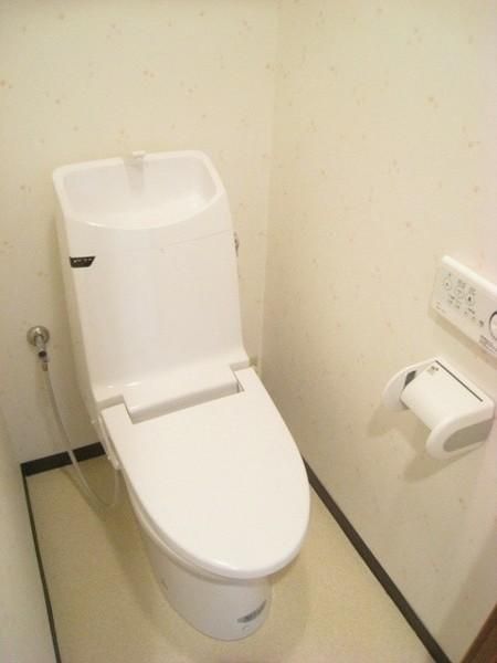 【トイレ】　清潔感重視な温便座